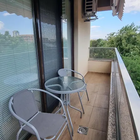 Апартаменты Sunny Mona *